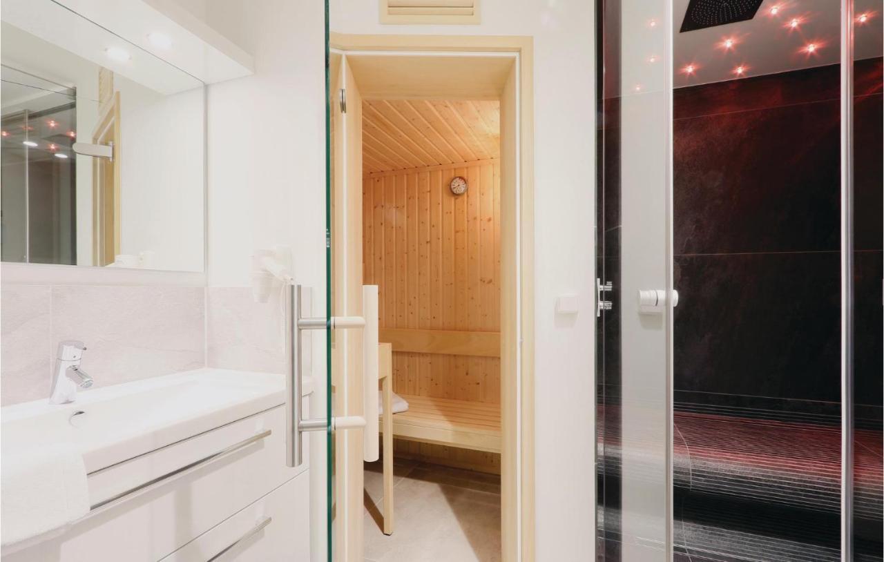 Lovely Apartment In Luebeck Travemuende With Sauna Eksteriør bilde
